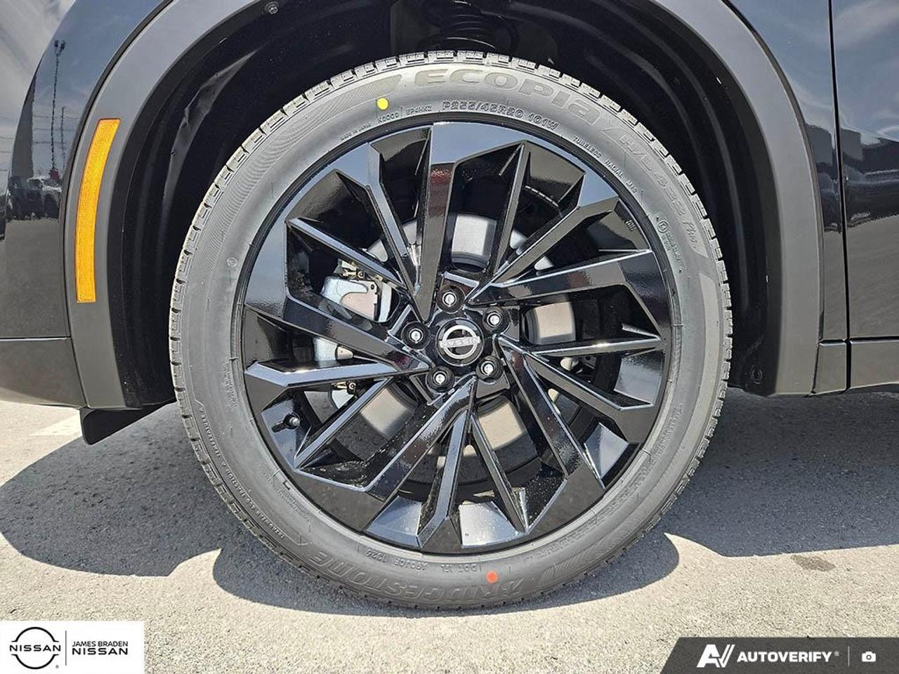 2026 Nissan Rogue Plug-In Hybrid AWD Platinum Photo