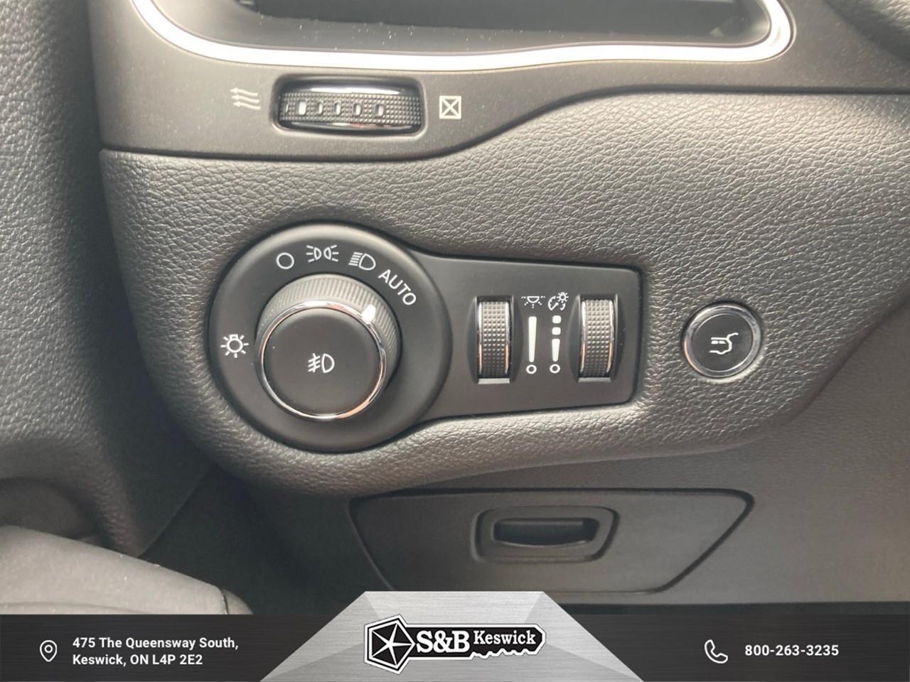 2020 Jeep Cherokee Trailhawk 4dr 4x4 Photo