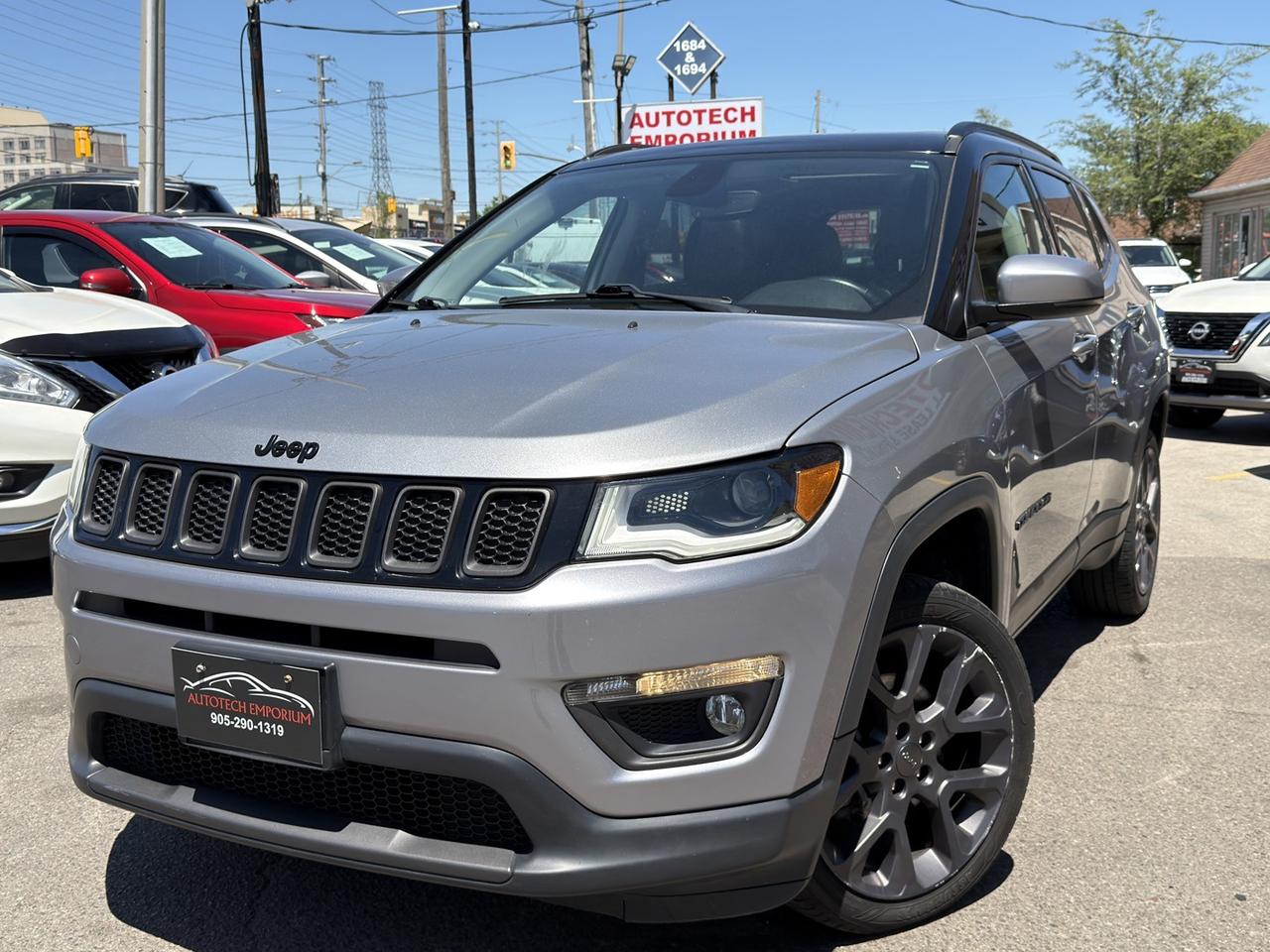 2019 Jeep Compass High Altitude 4X4   Pano Roof   Leather   Blind Sp Photo