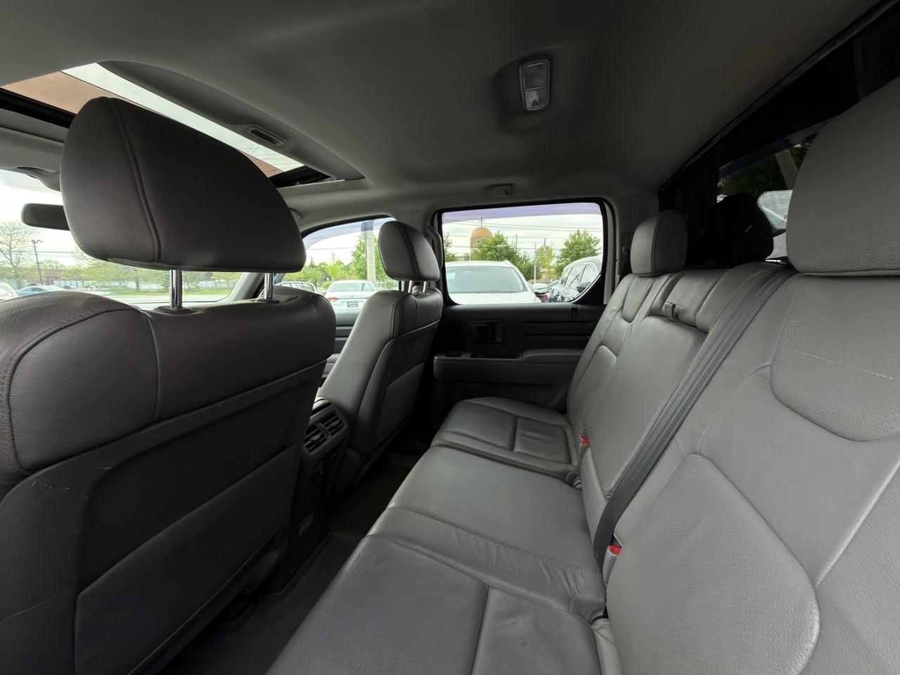 2014 Honda Ridgeline TOURING 4WD   Leather   Navi   Sunroof Photo