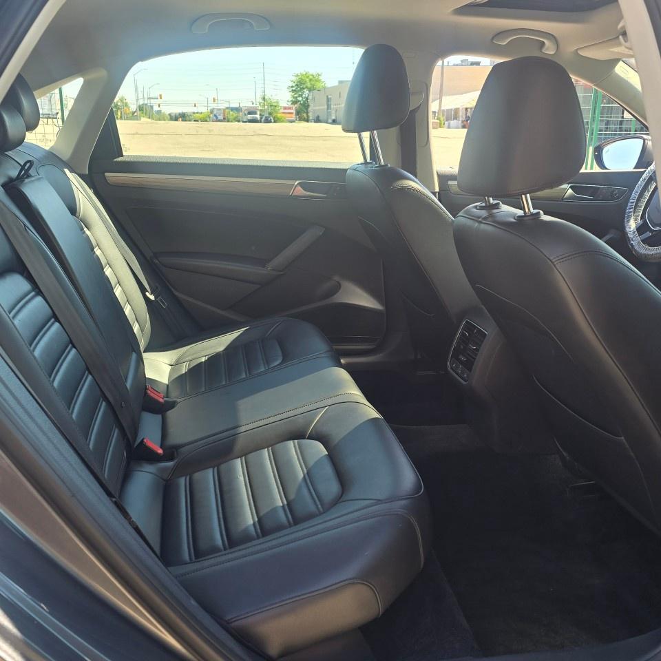 2016 Volkswagen Passat 4DR SDN 1.8 TSI AUTO HIGHLINE Photo