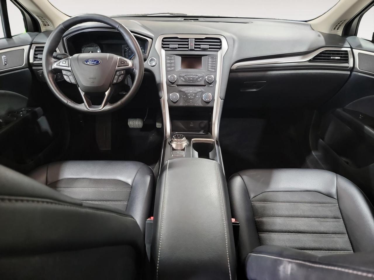 2017 Ford Fusion SE 4dr Front-wheel Drive Sedan Photo