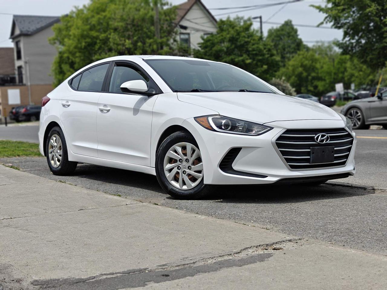 2017 Hyundai Elantra LE (A6) 4dr Sedan Photo
