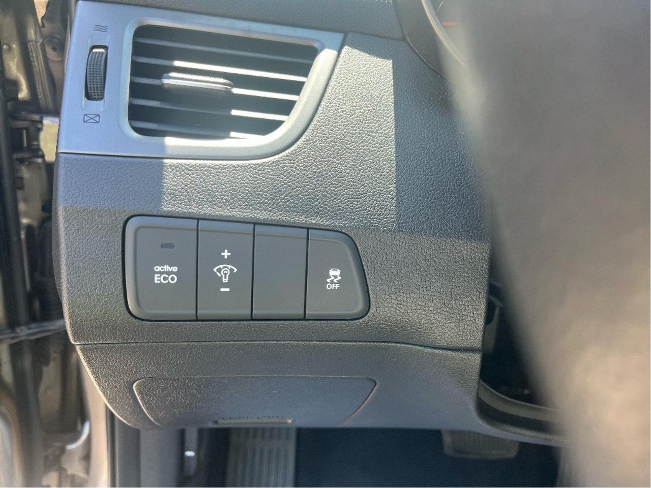 2015 Hyundai Elantra CERTIFIED Photo