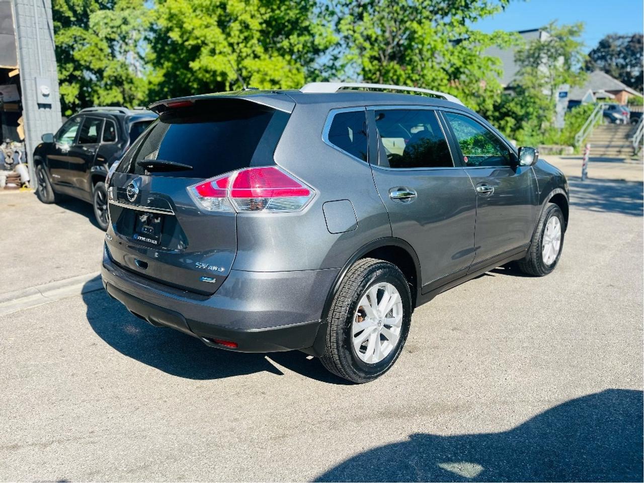 2015 Nissan Rogue SV AWD CERTIFIED Photo4