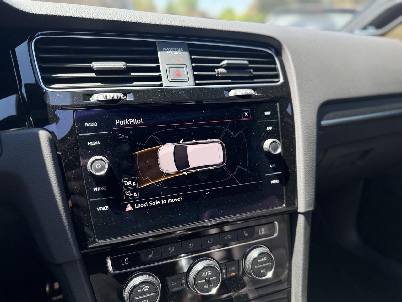 2018 Volkswagen Golf GTI Autobahn   DSG   Fender Sound! Photo
