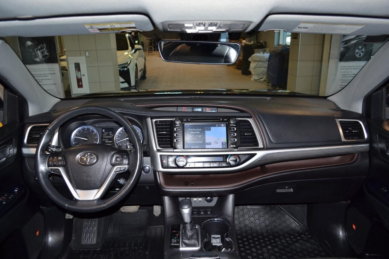2019 Toyota Highlander AWD limited Photo2