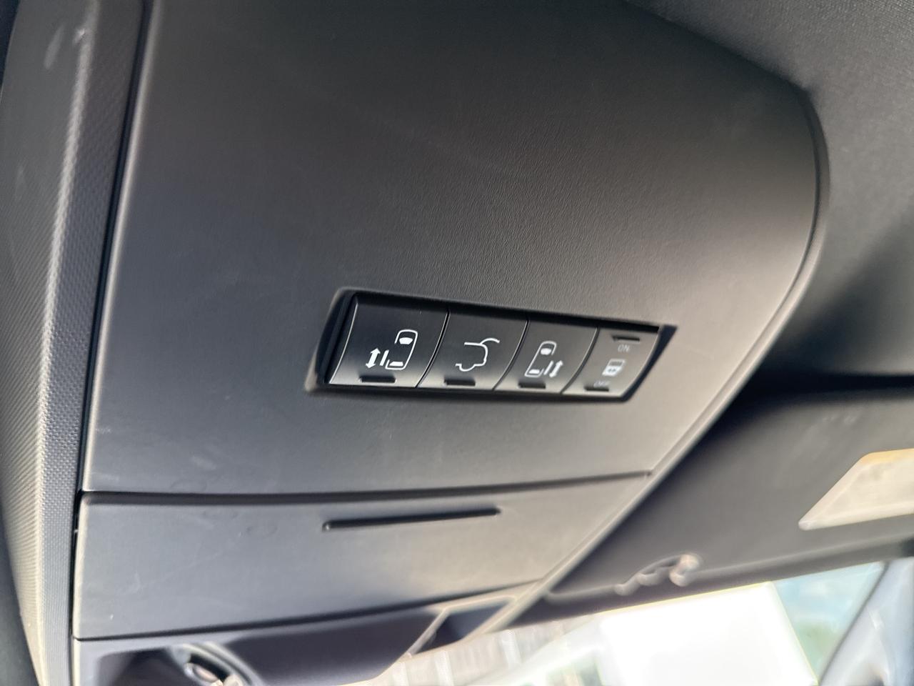 2020 Dodge Grand Caravan PREMIUM PLUS Photo