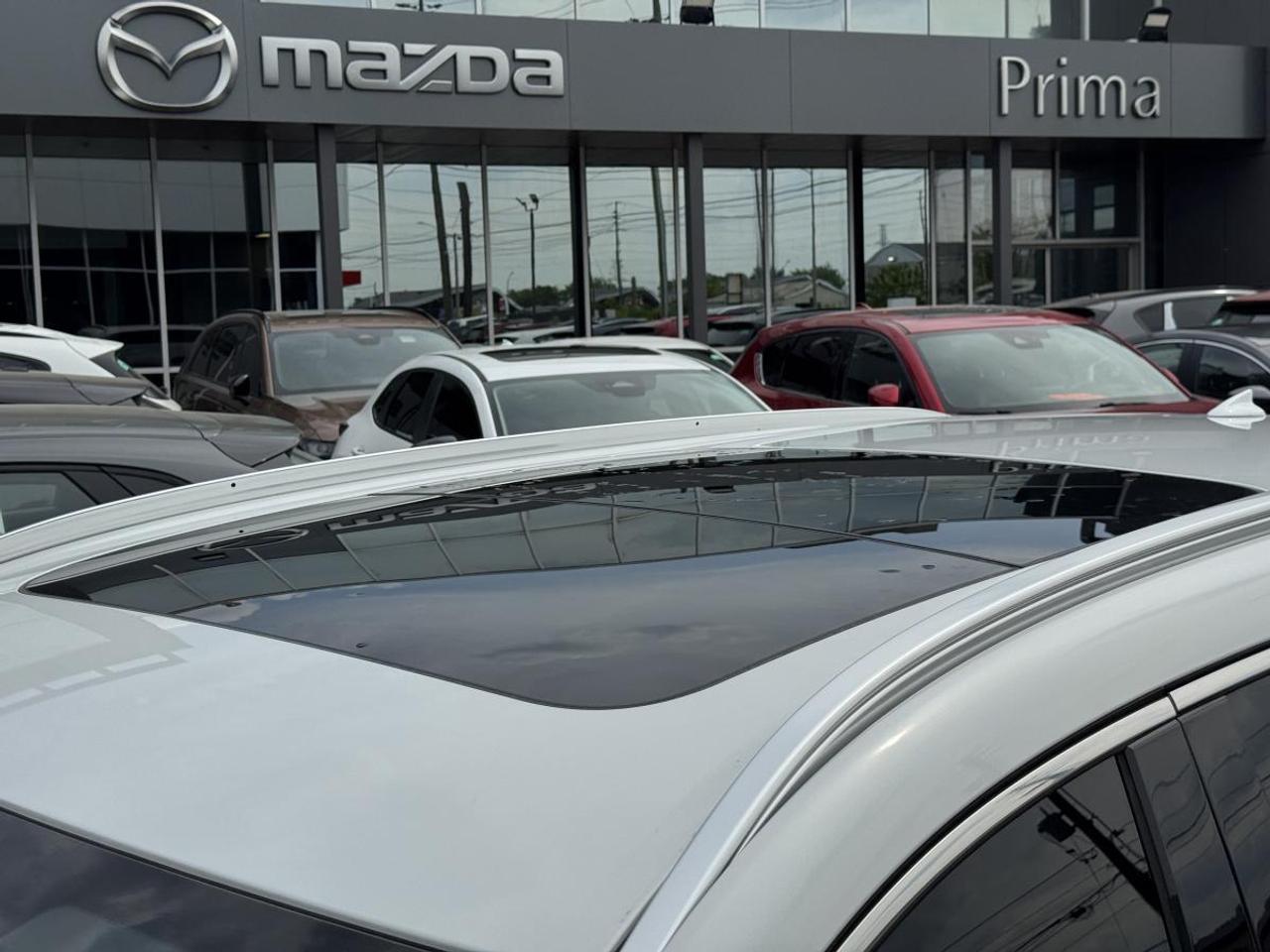 2024 Mazda CX-90 MHEV SIGNATURE/ ONLY 23K/ EXTENDED WARRANTY/ 3.95% RATE Photo