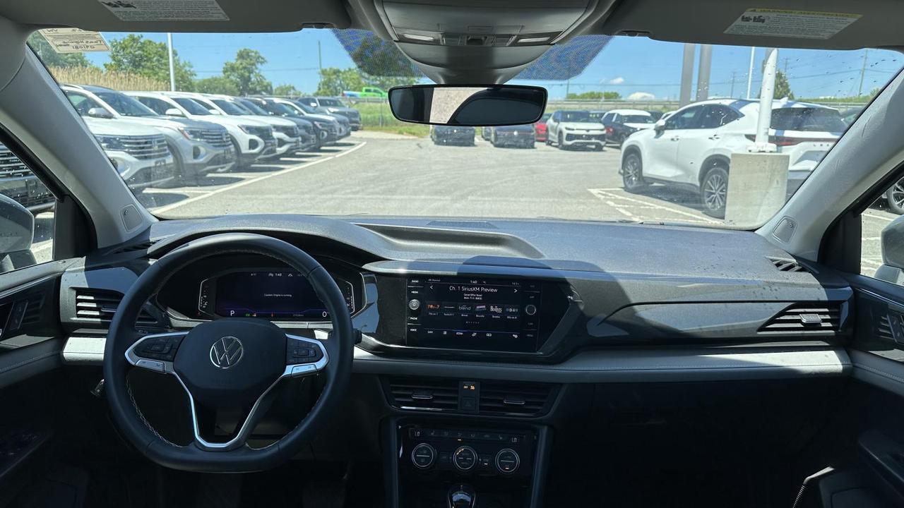 2022 Volkswagen Taos Highline 1.5T 7sp at DSG w/ Tip 4M Photo