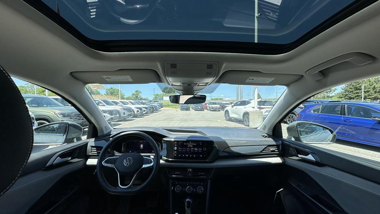 2022 Volkswagen Taos Highline 1.5T 7sp at DSG w/ Tip 4M Photo