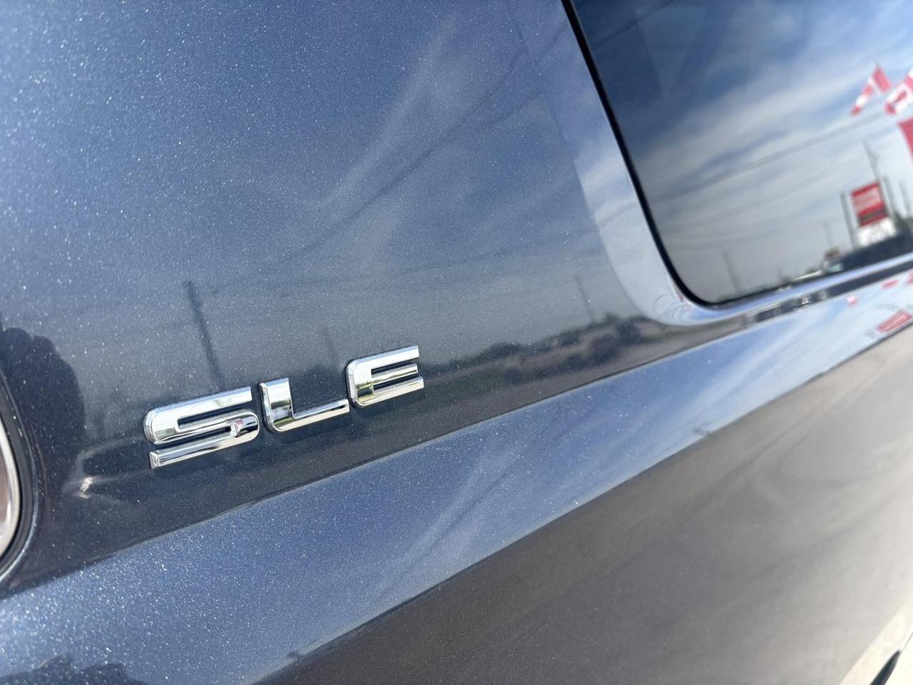 2020 GMC Yukon XL SLE 4X4 Photo