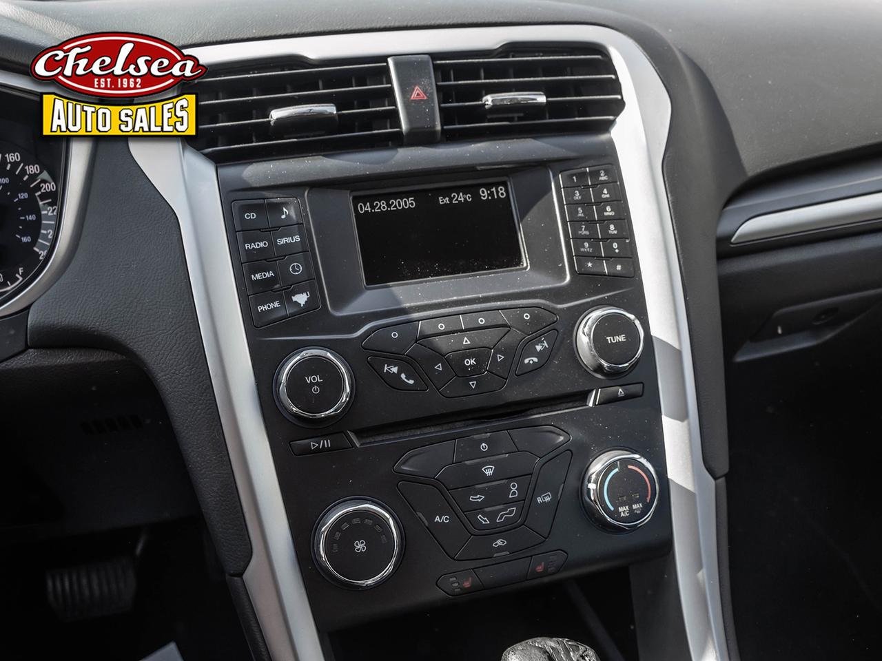 2014 Ford Fusion SE Photo