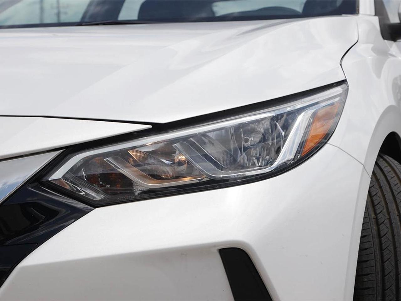 2021 Nissan Sentra SV 4DR SEDAN Photo