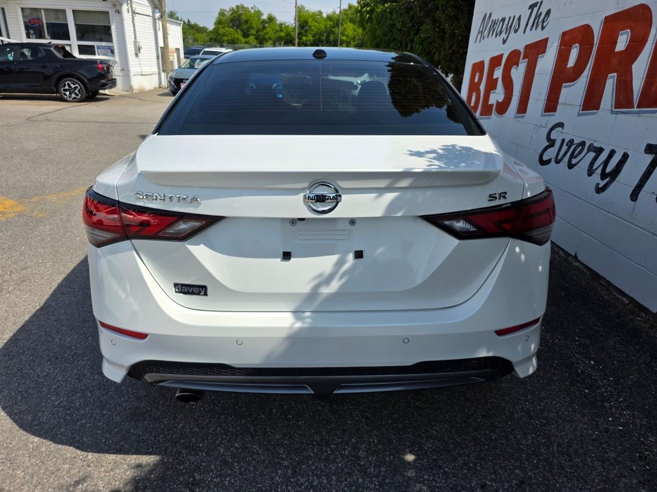 2023 Nissan Sentra SR 4dr Sedan Photo