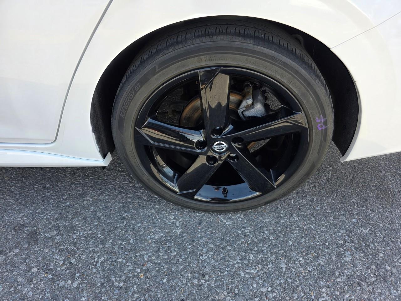 2023 Nissan Sentra SR 4dr Sedan Photo