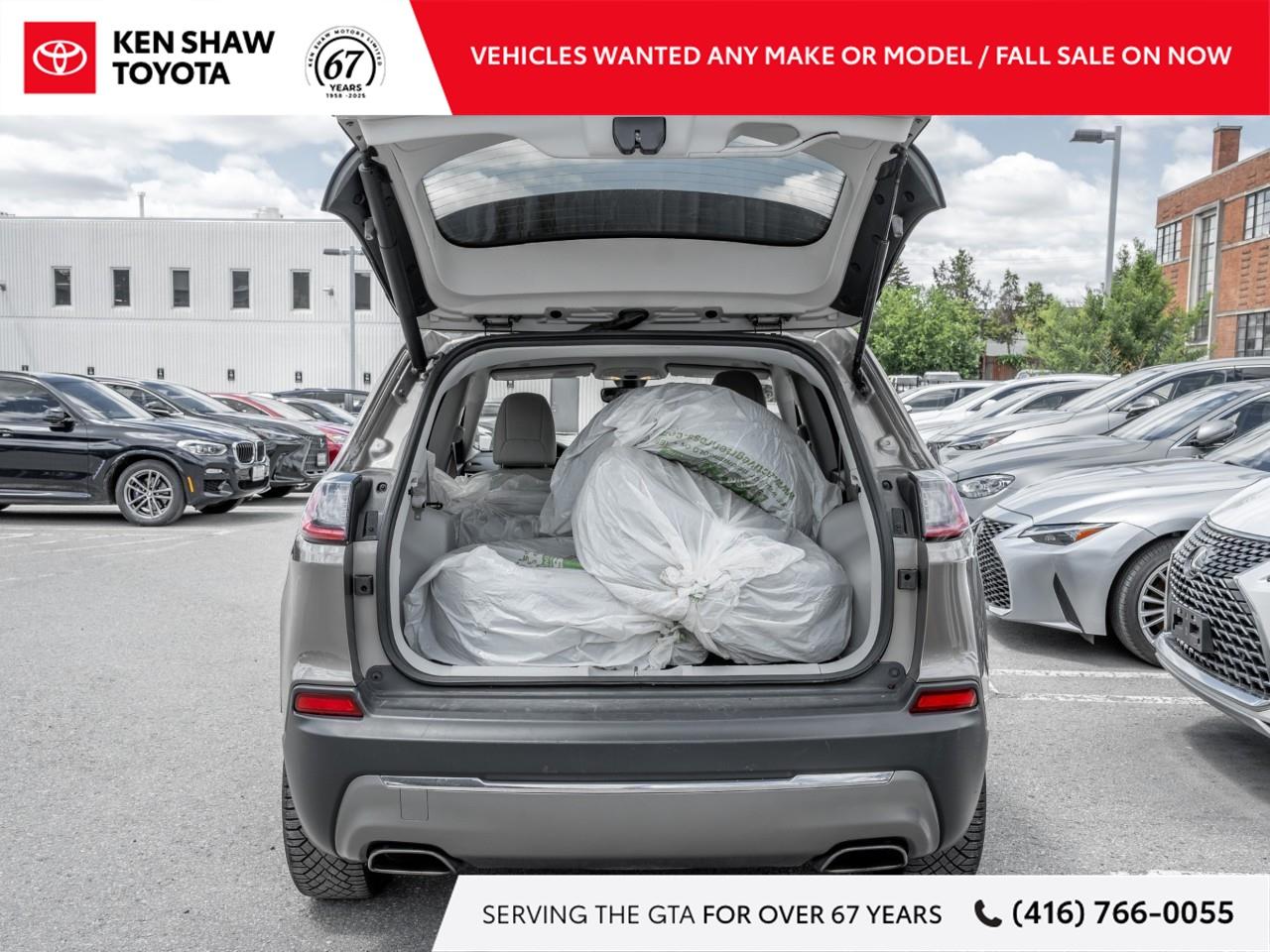 2019 Jeep Cherokee Limited 4dr Front-Wheel Drive Photo