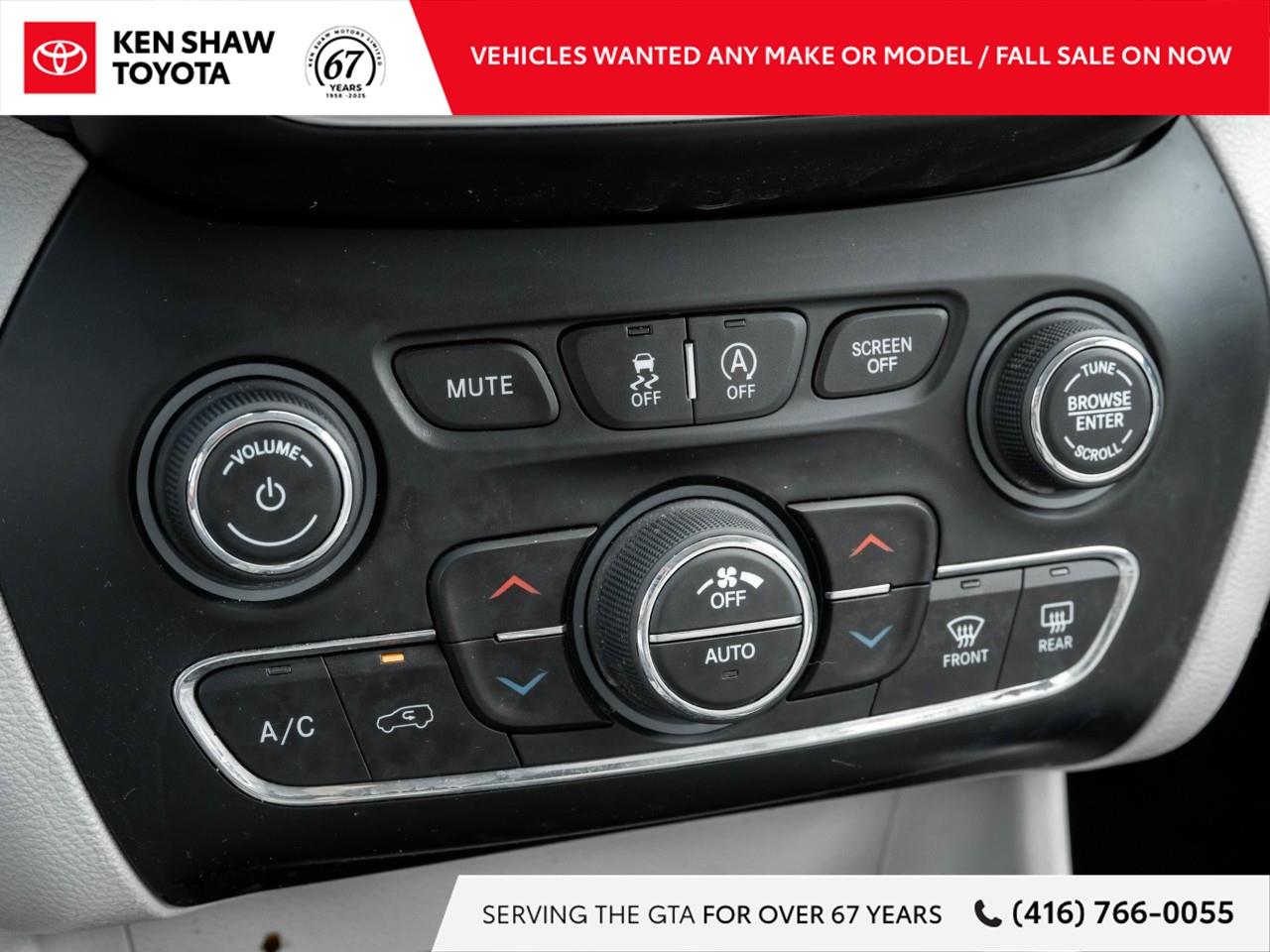 2019 Jeep Cherokee Limited 4dr Front-Wheel Drive Photo