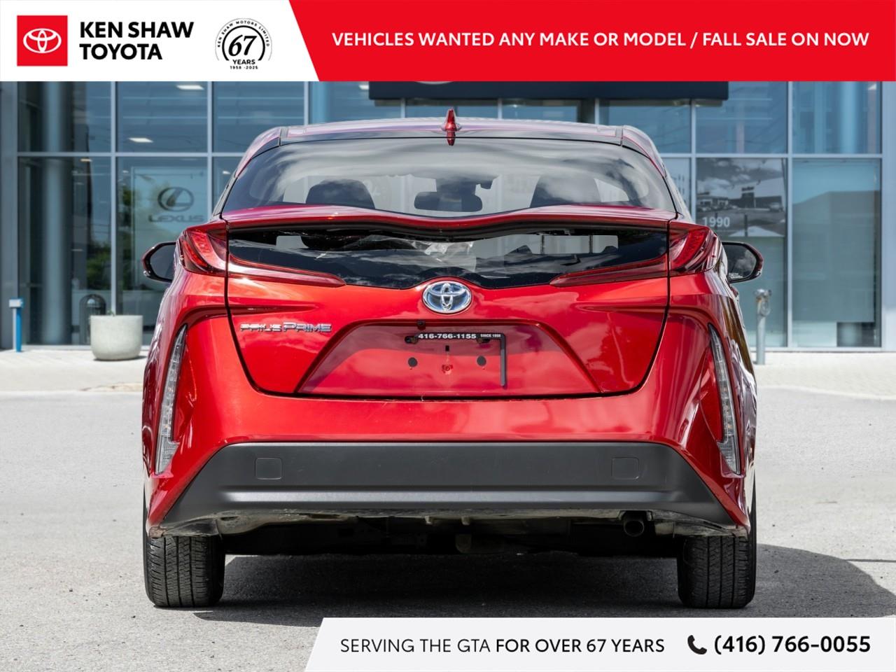 2018 Toyota Prius Prime  Photo
