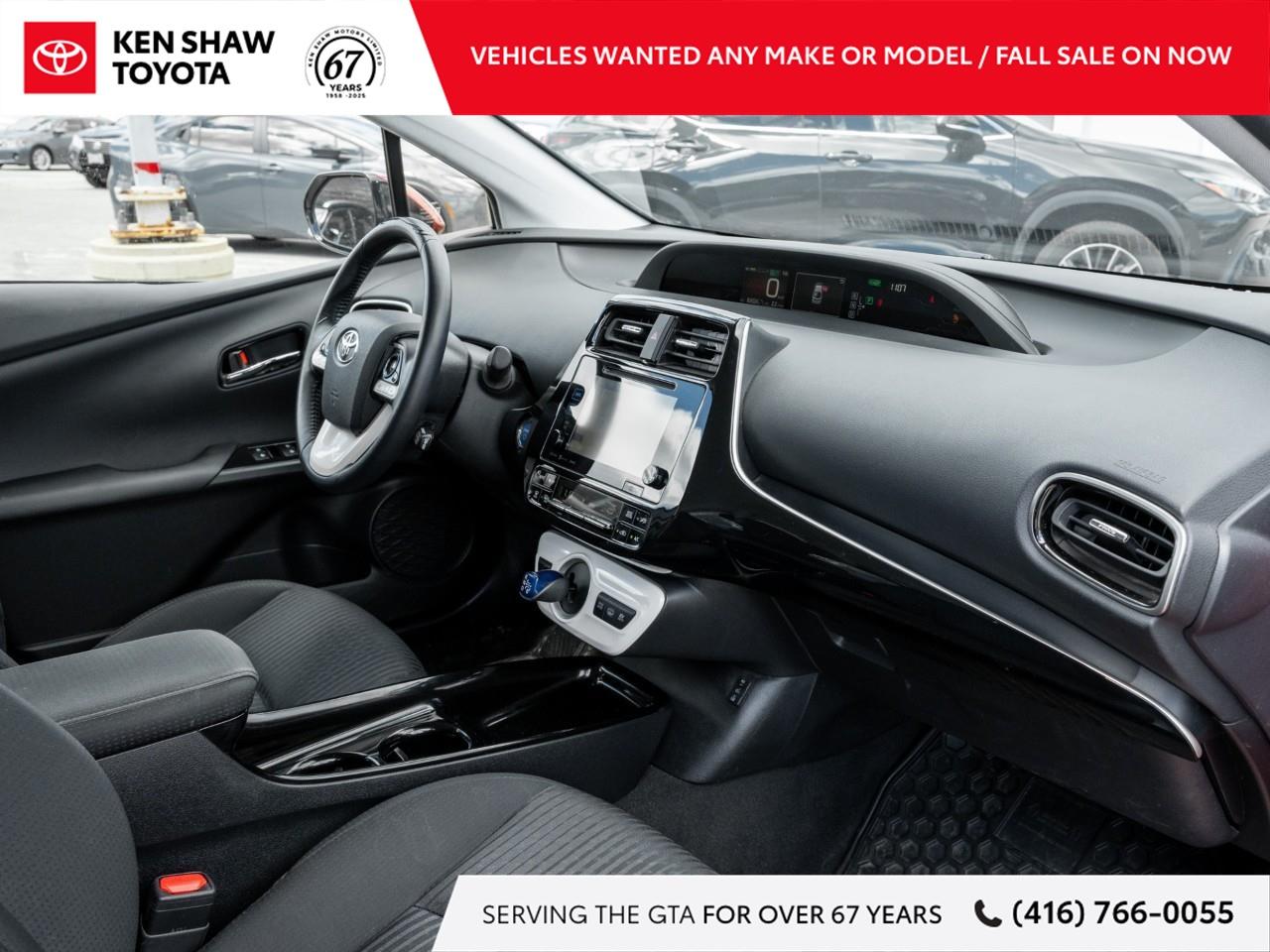 2018 Toyota Prius Prime  Photo