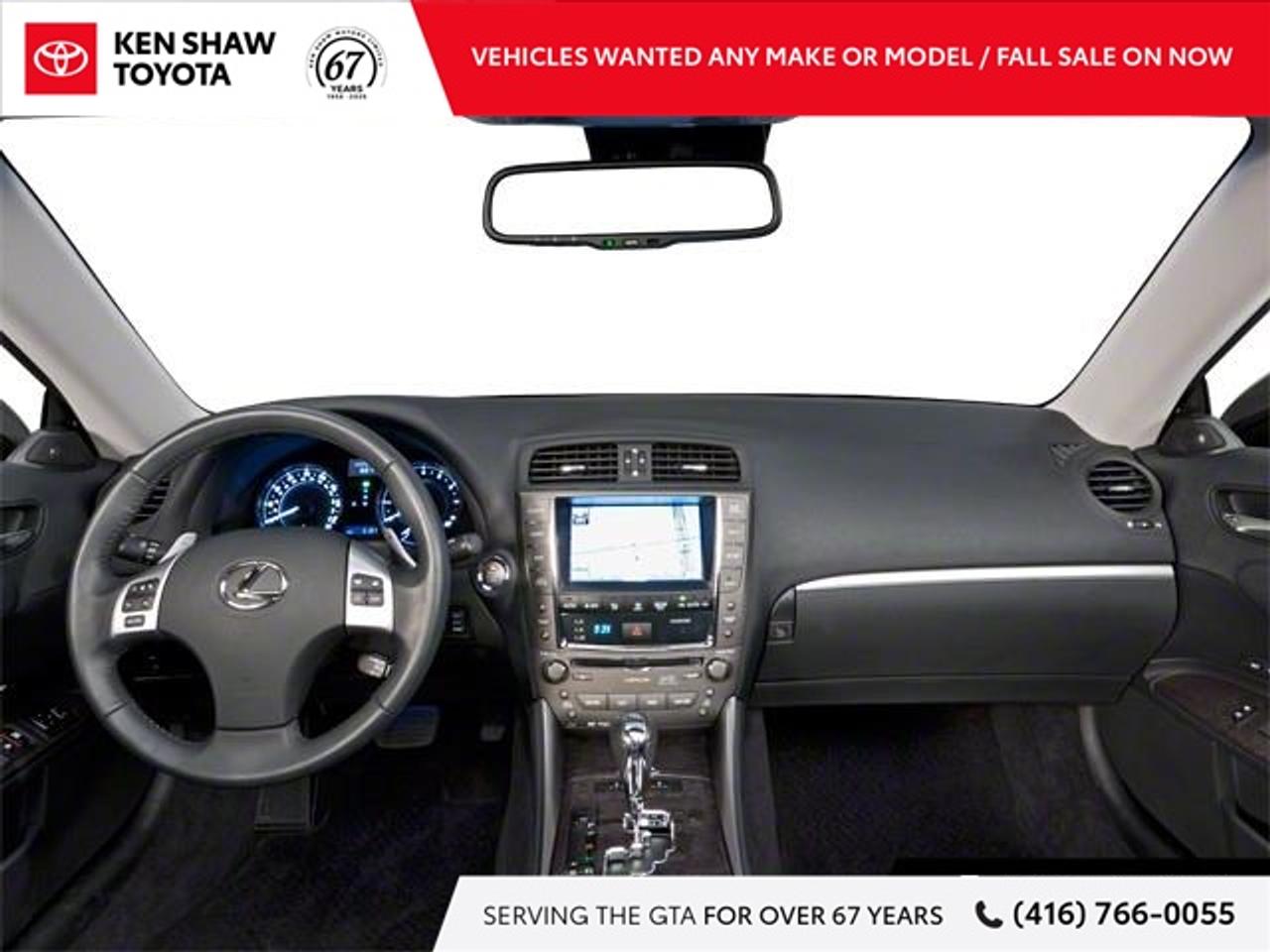 2010 Lexus IS 350C Base 2dr Convertible Photo4