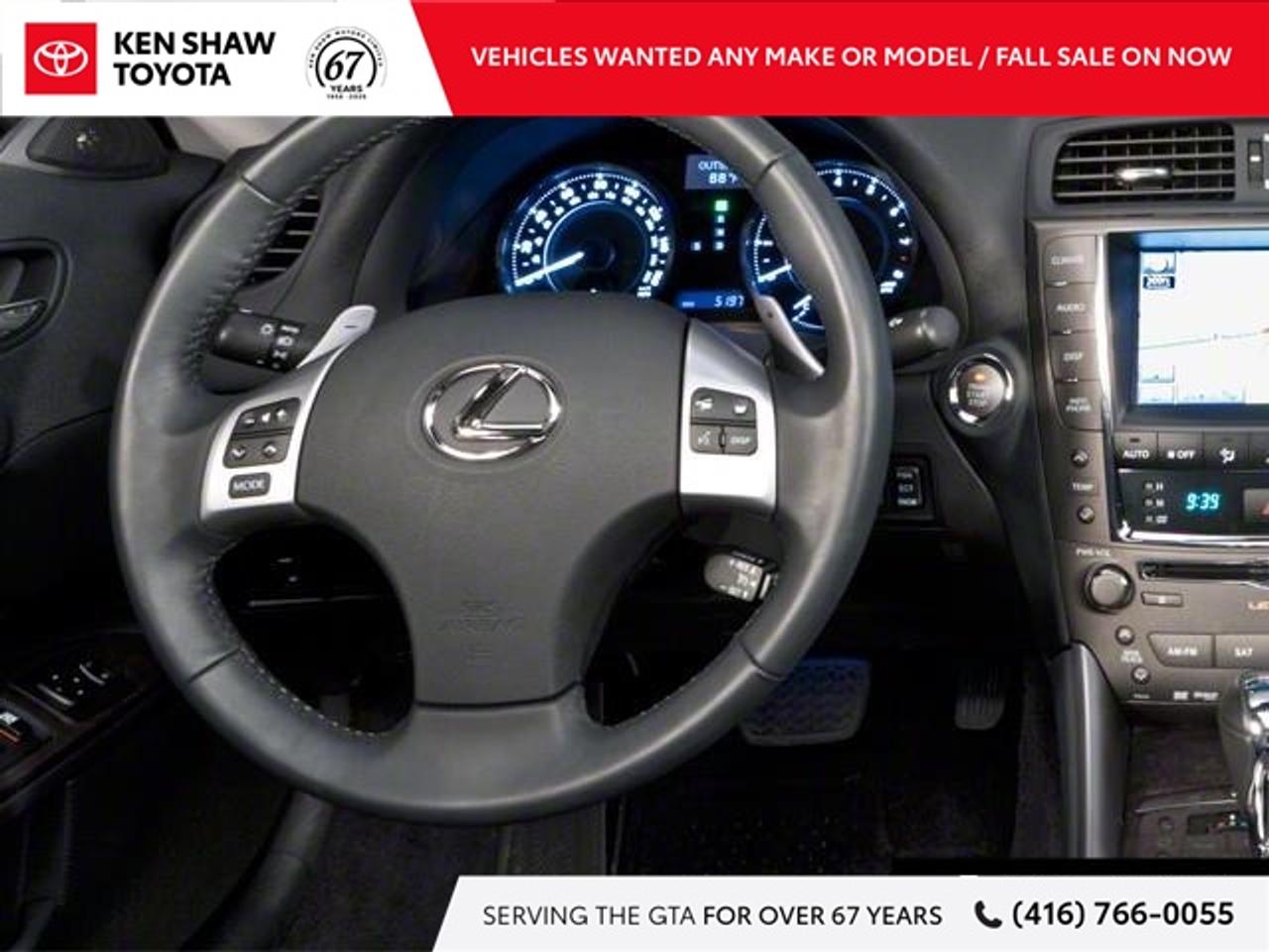 2010 Lexus IS 350C Base 2dr Convertible Photo
