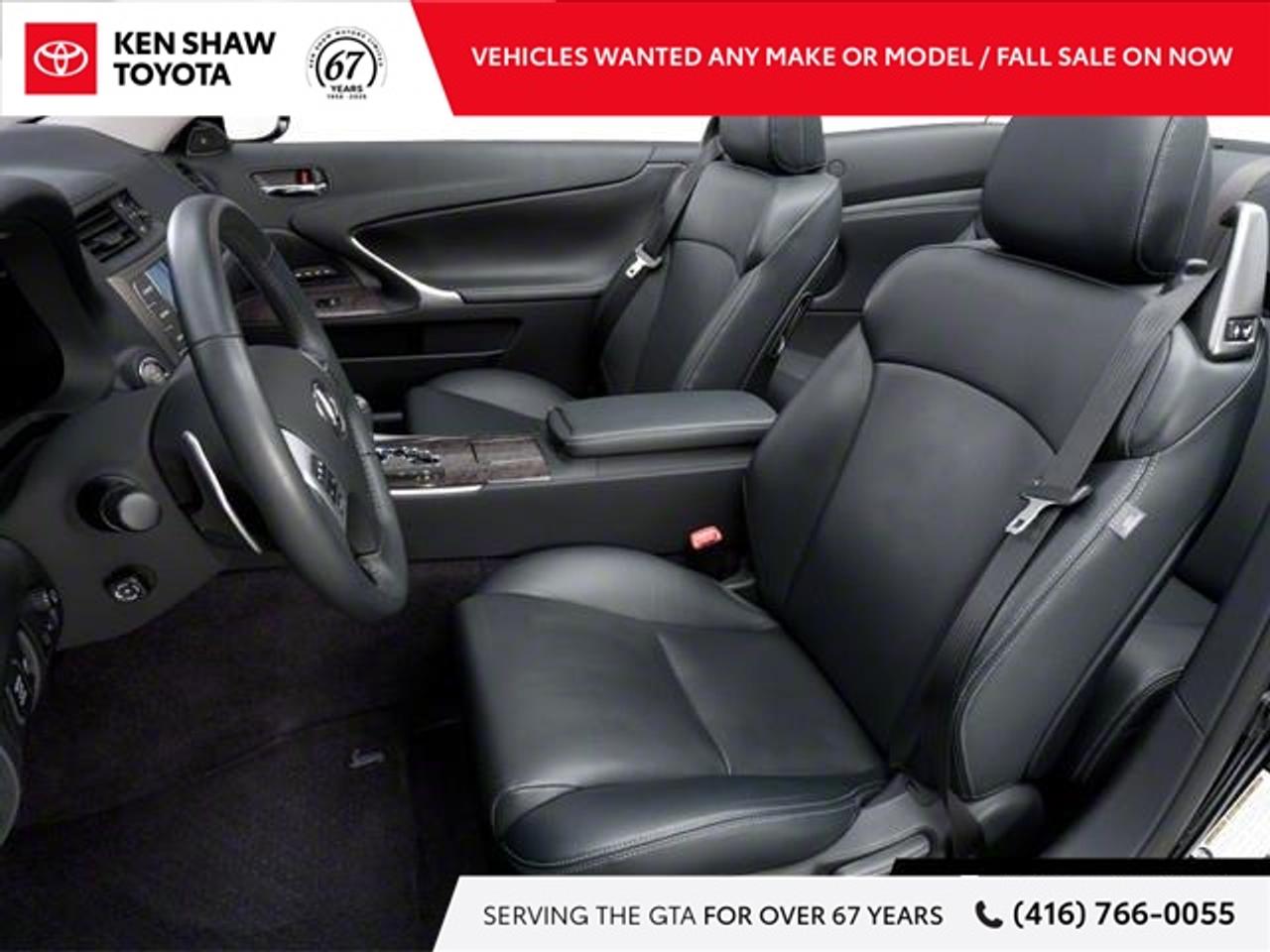 2010 Lexus IS 350C Base 2dr Convertible Photo