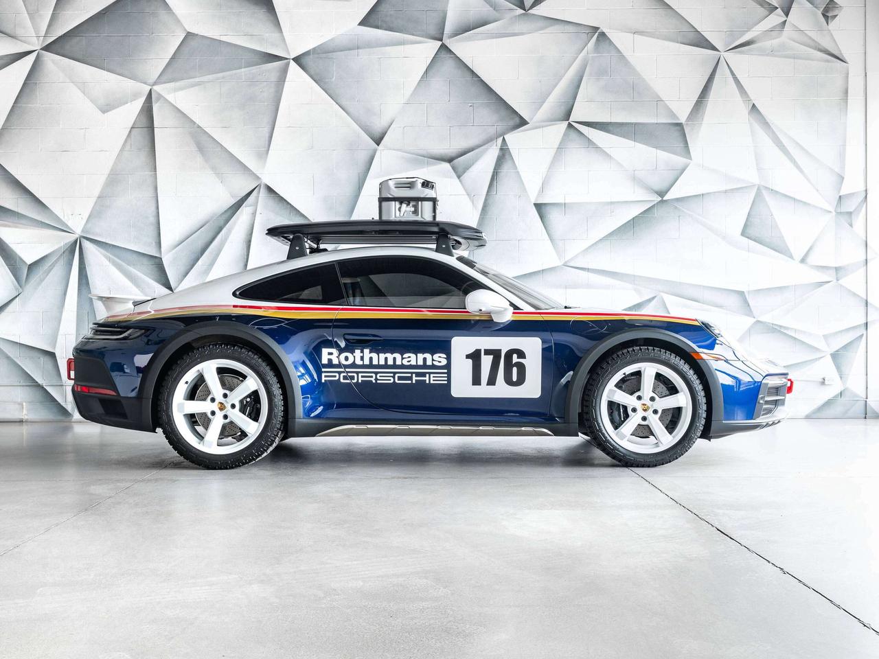 2024 Porsche 911 Dakar Photo