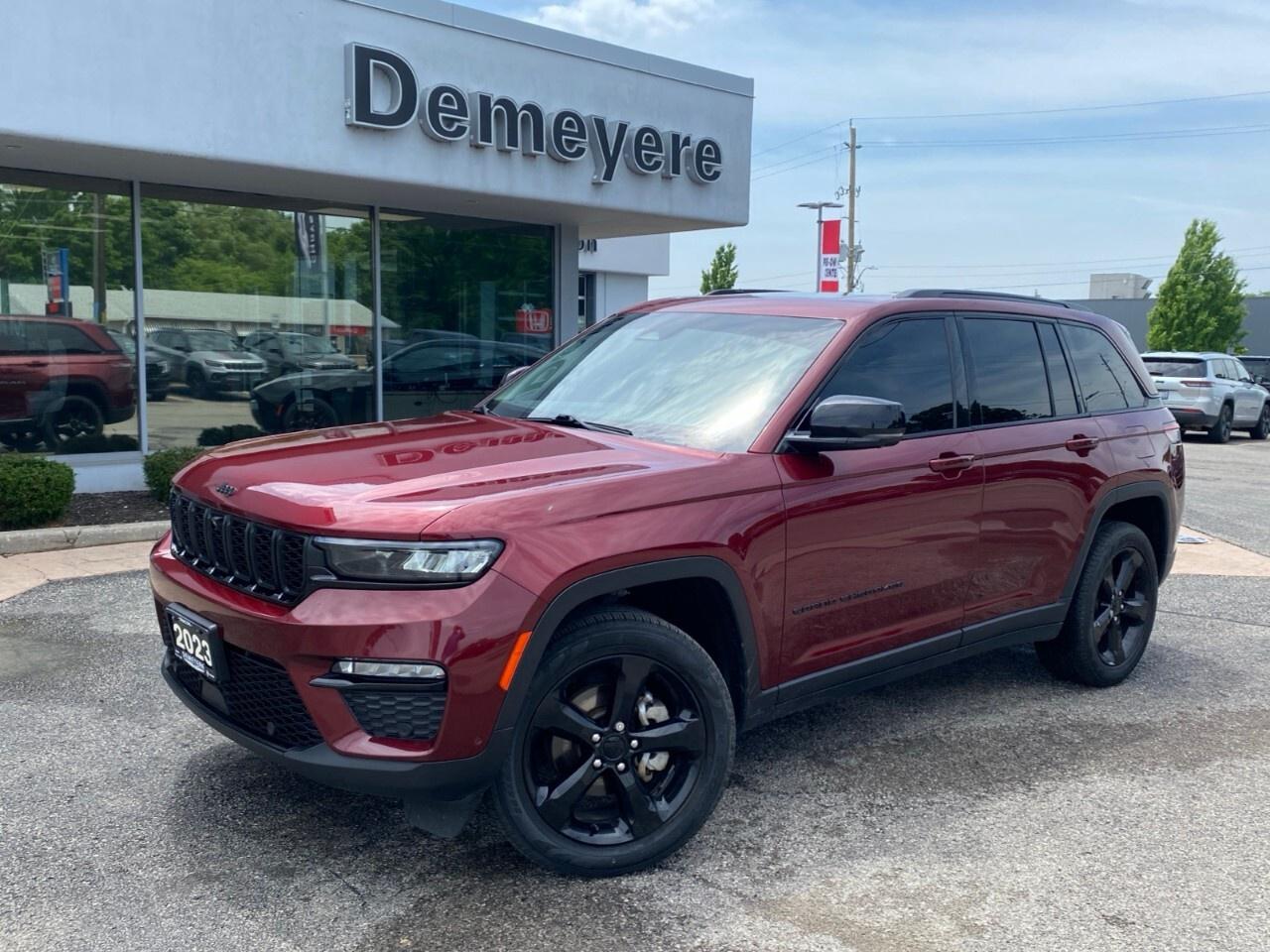 2023 Jeep Grand Cherokee LIMITED 4X4 Photo