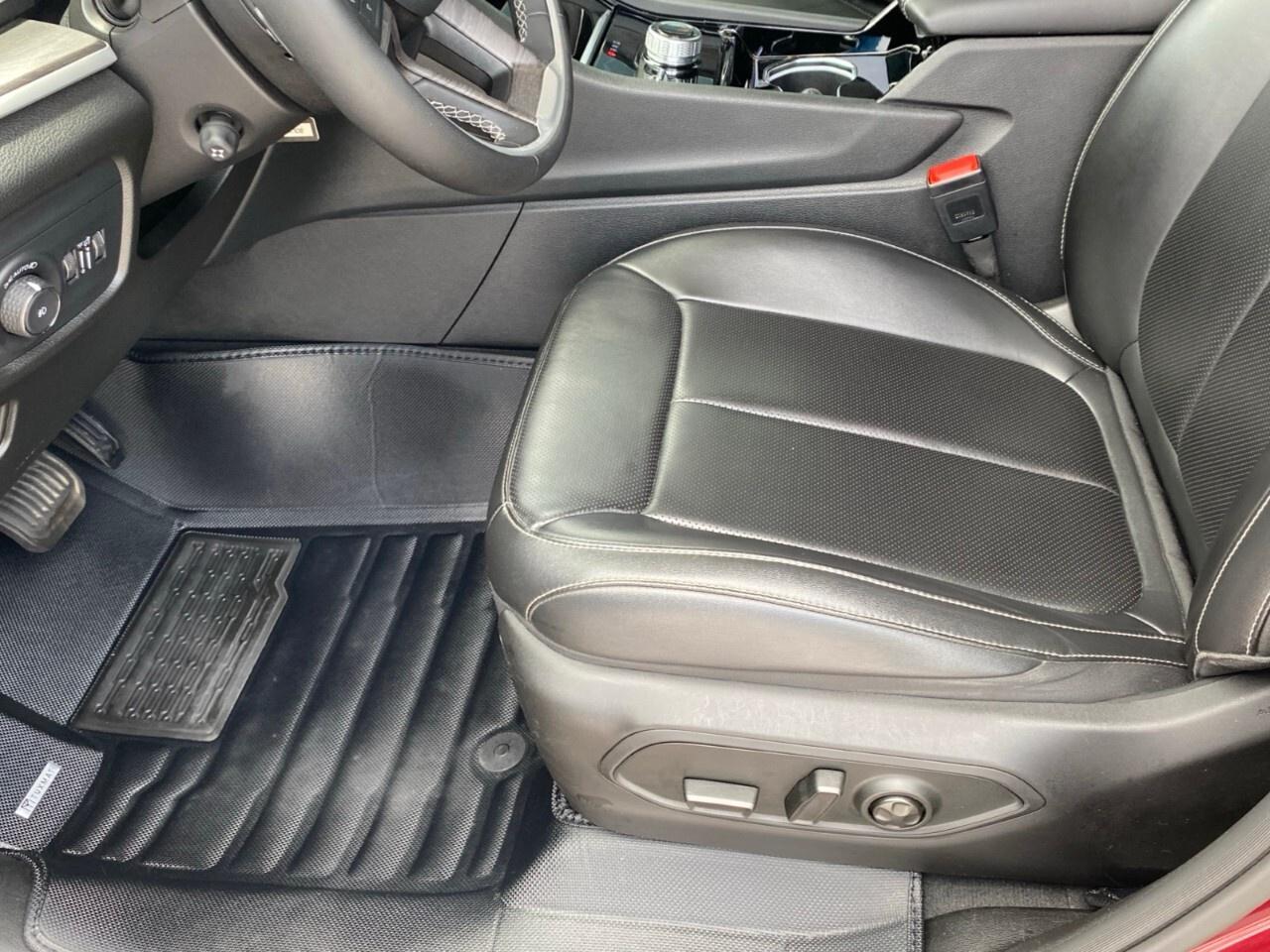 2023 Jeep Grand Cherokee LIMITED 4X4 Photo