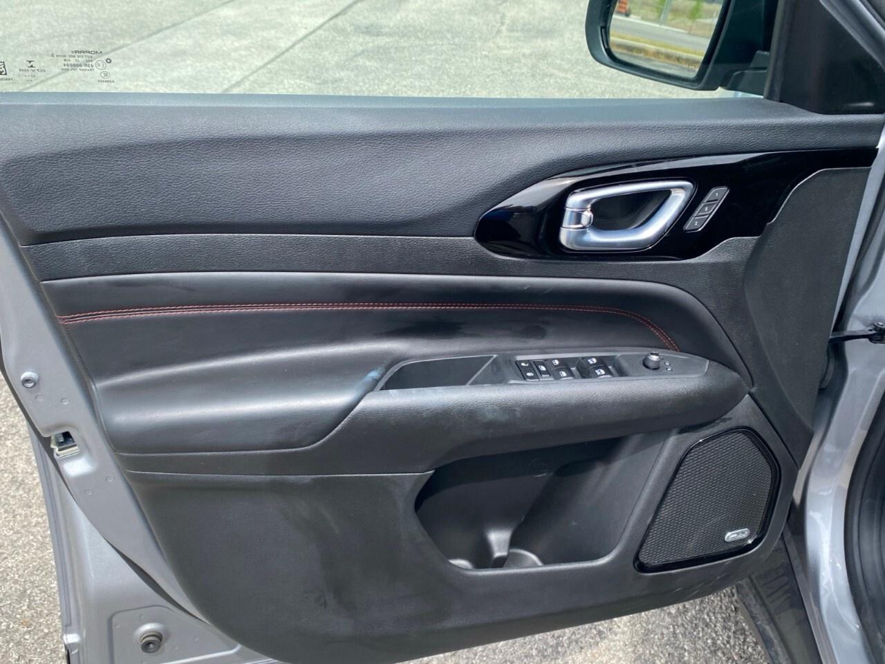 2023 Jeep Compass Trailhawk Elite 4x4 Photo