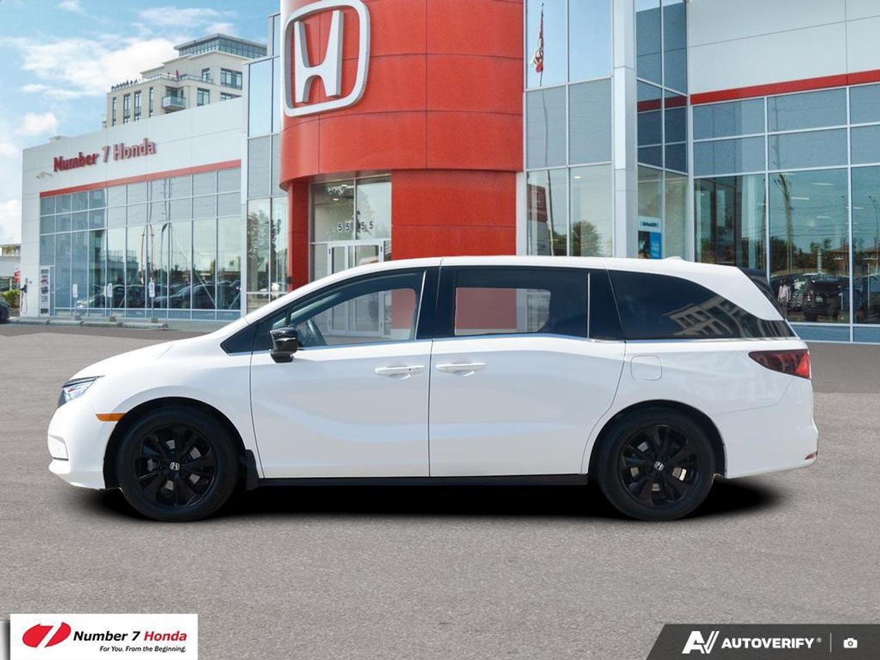 2024 Honda Odyssey Black Edition *EXTENDED FACTORY WARRANTY*NO REPORT Photo2