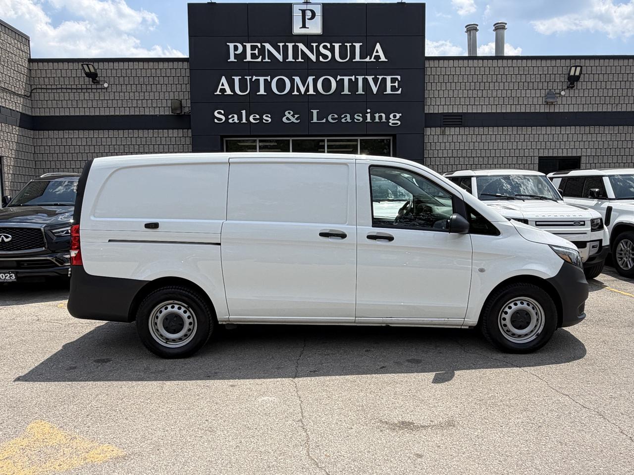 2023 Mercedes-Benz Metris Cargo Van 126WB, HEATED SEATS, PARTITION, HARD FLOOR,CRUISE Photo