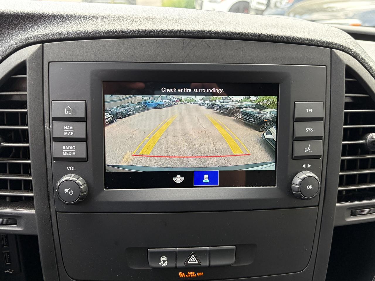 2023 Mercedes-Benz Metris Cargo Van 126WB, HEATED SEATS, PARTITION, HARD FLOOR,CRUISE Photo