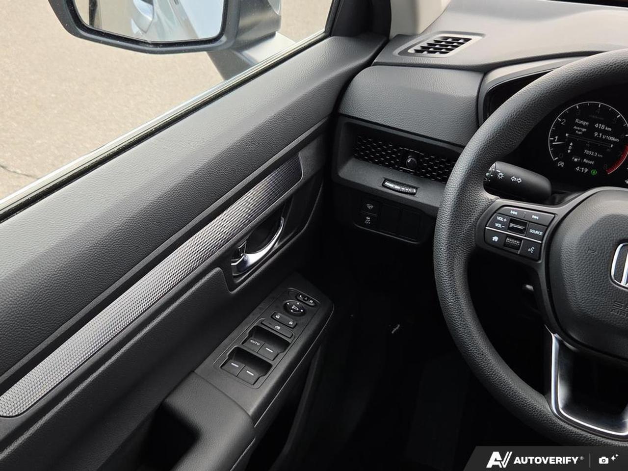 2023 Honda CR-V LX AWD   NO CLAIMS   ONE OWNER   APPLE CARPLAY Photo