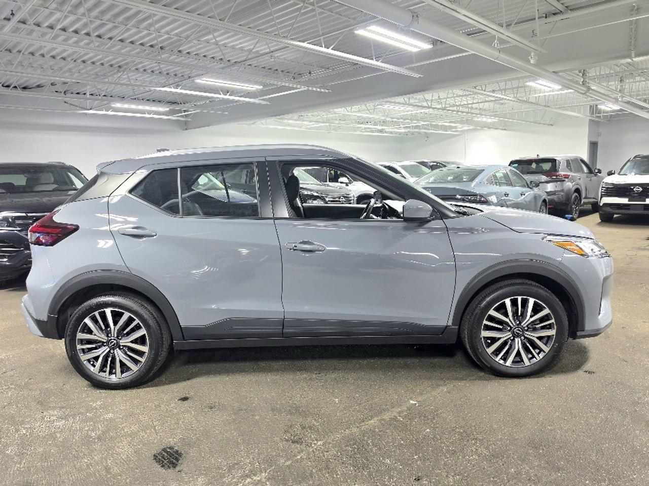 2024 Nissan Kicks SV FWD Photo
