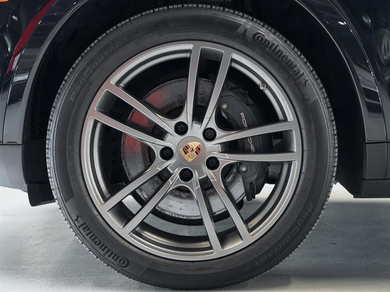 2023 Porsche Cayenne Coupe Photo