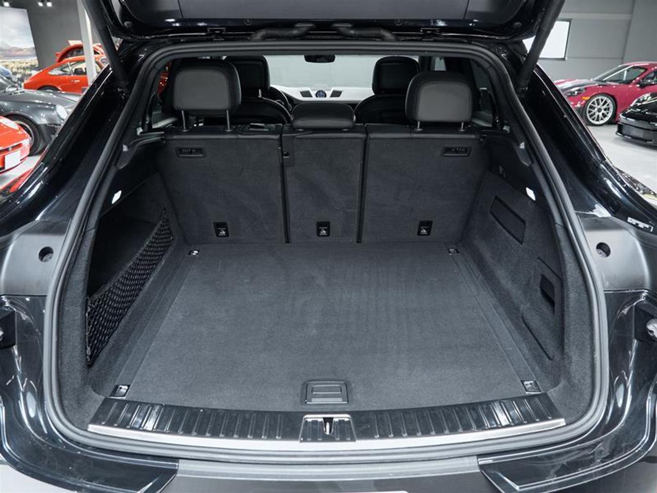 2023 Porsche Cayenne Coupe Photo