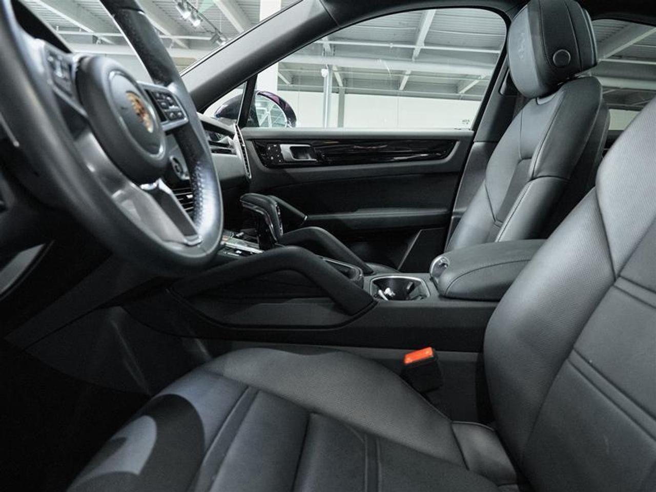 2023 Porsche Cayenne Coupe Photo