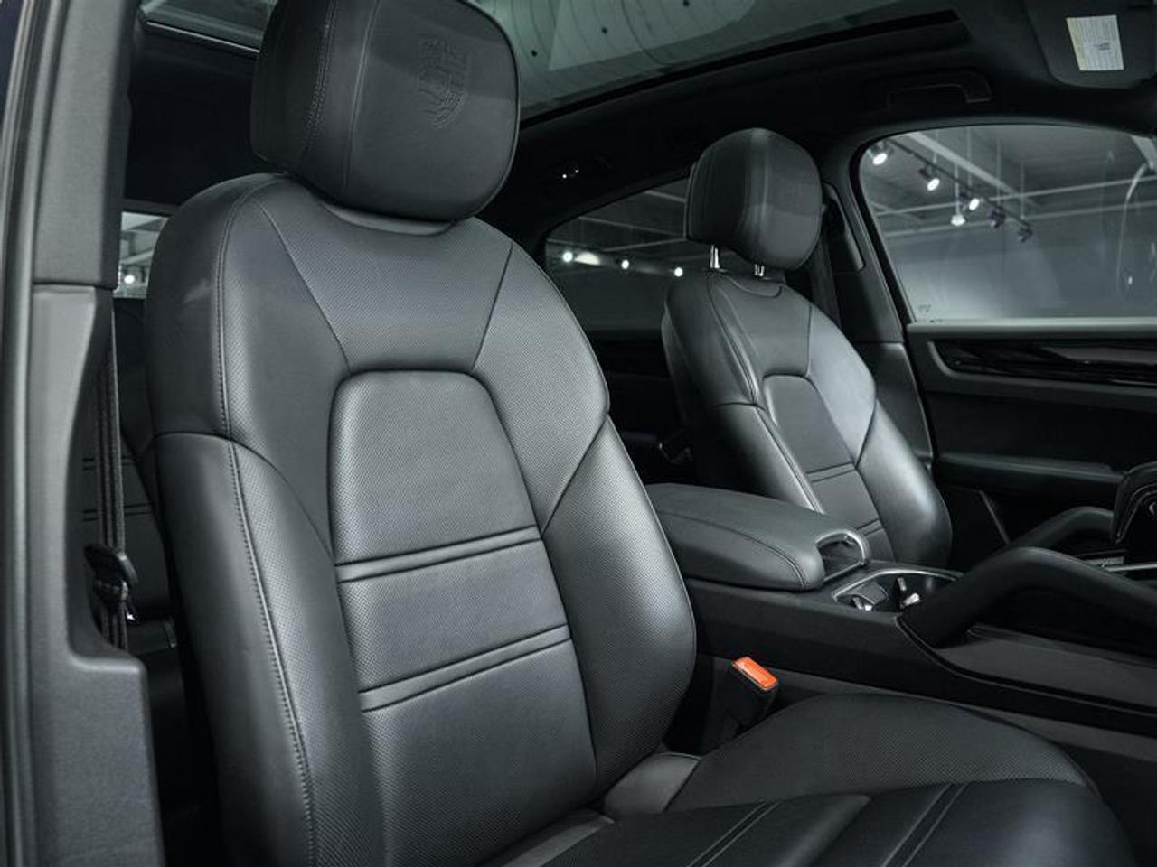 2023 Porsche Cayenne Coupe Photo