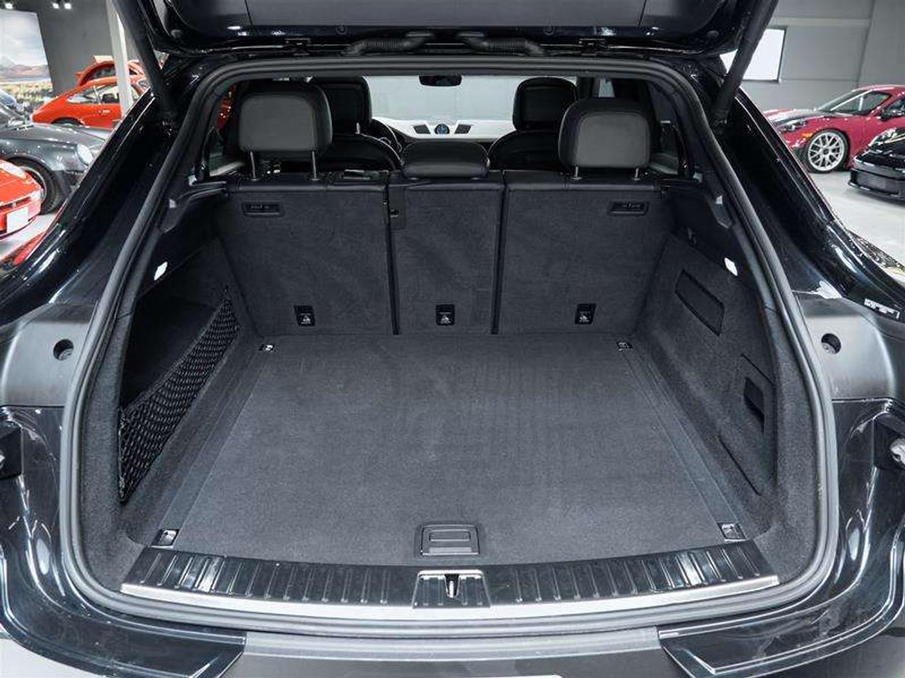 2023 Porsche Cayenne Coupe Photo