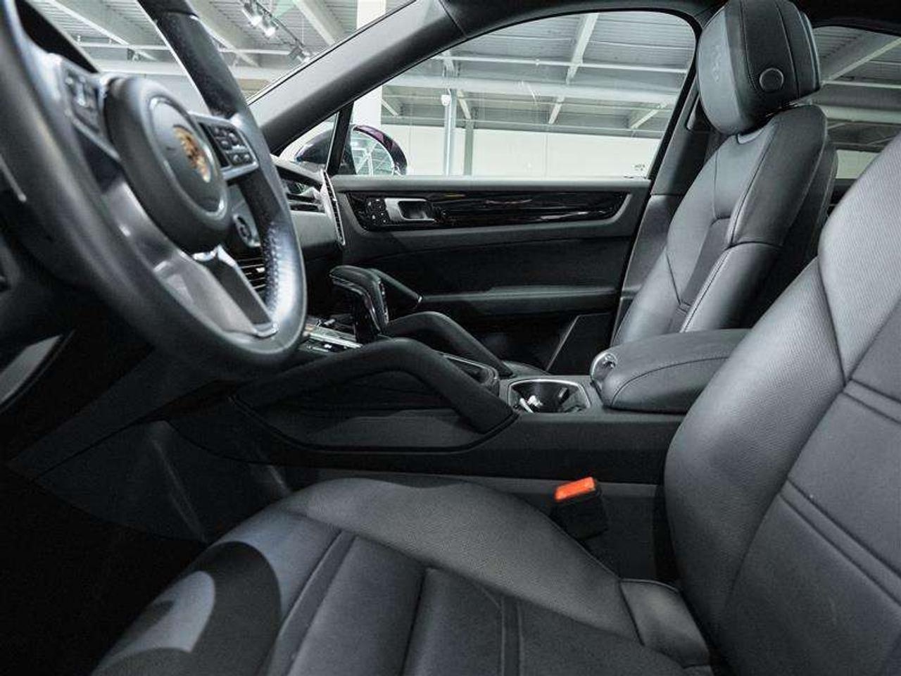 2023 Porsche Cayenne Coupe Photo