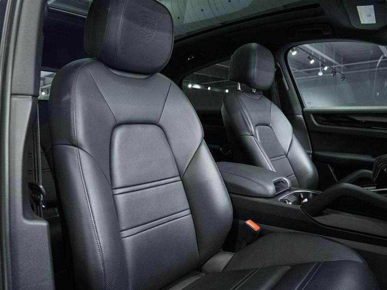 2023 Porsche Cayenne Coupe Photo