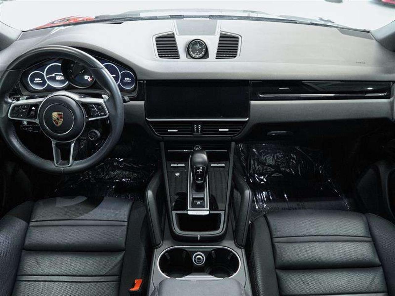 2023 Porsche Cayenne Coupe Photo