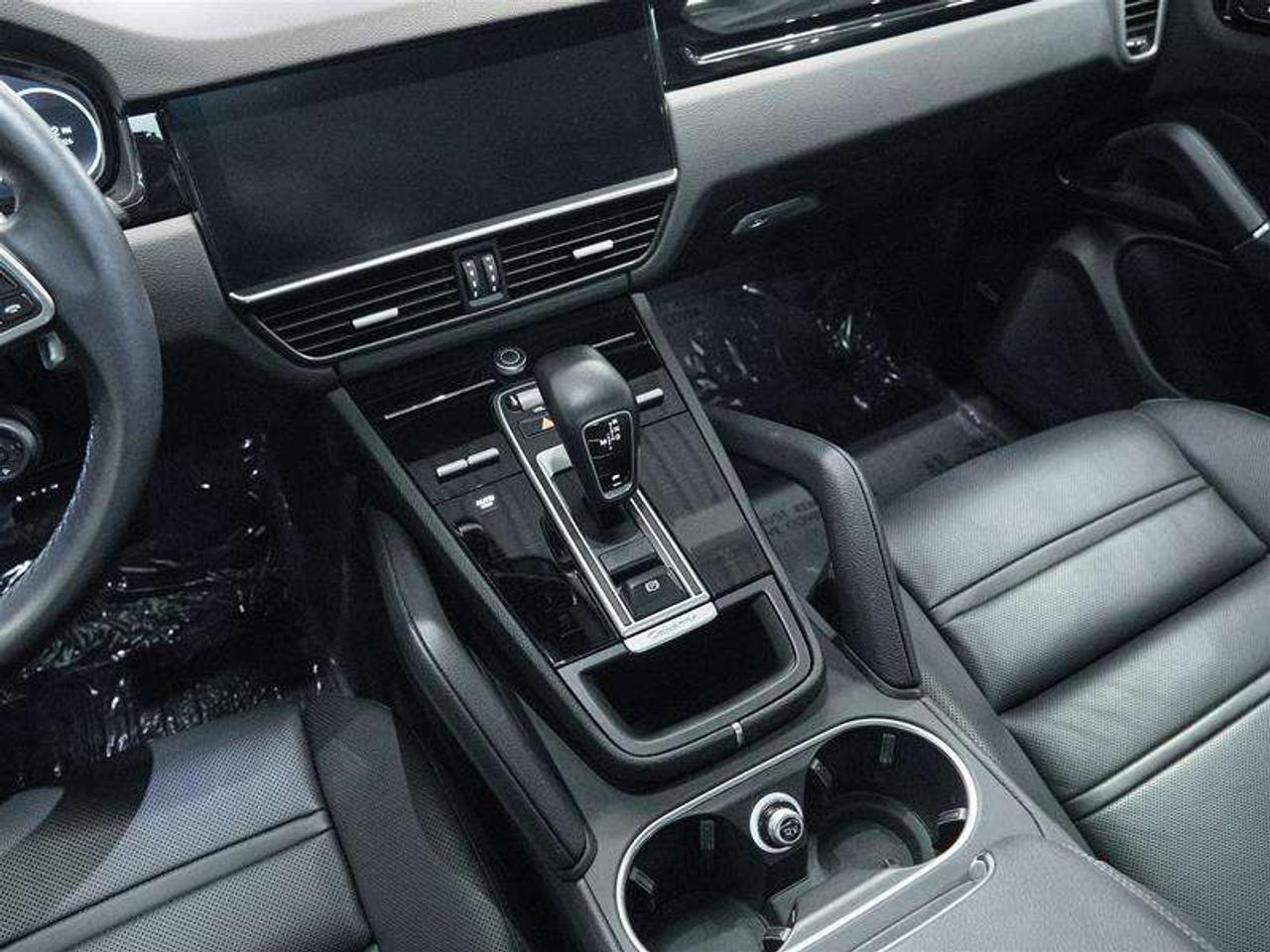 2023 Porsche Cayenne Coupe Photo