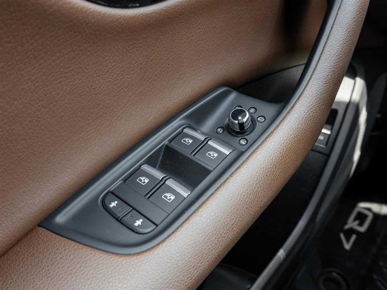 2019 Audi Q7 55 Komfort 4dr All-Wheel Drive quattro Sport Utility Photo