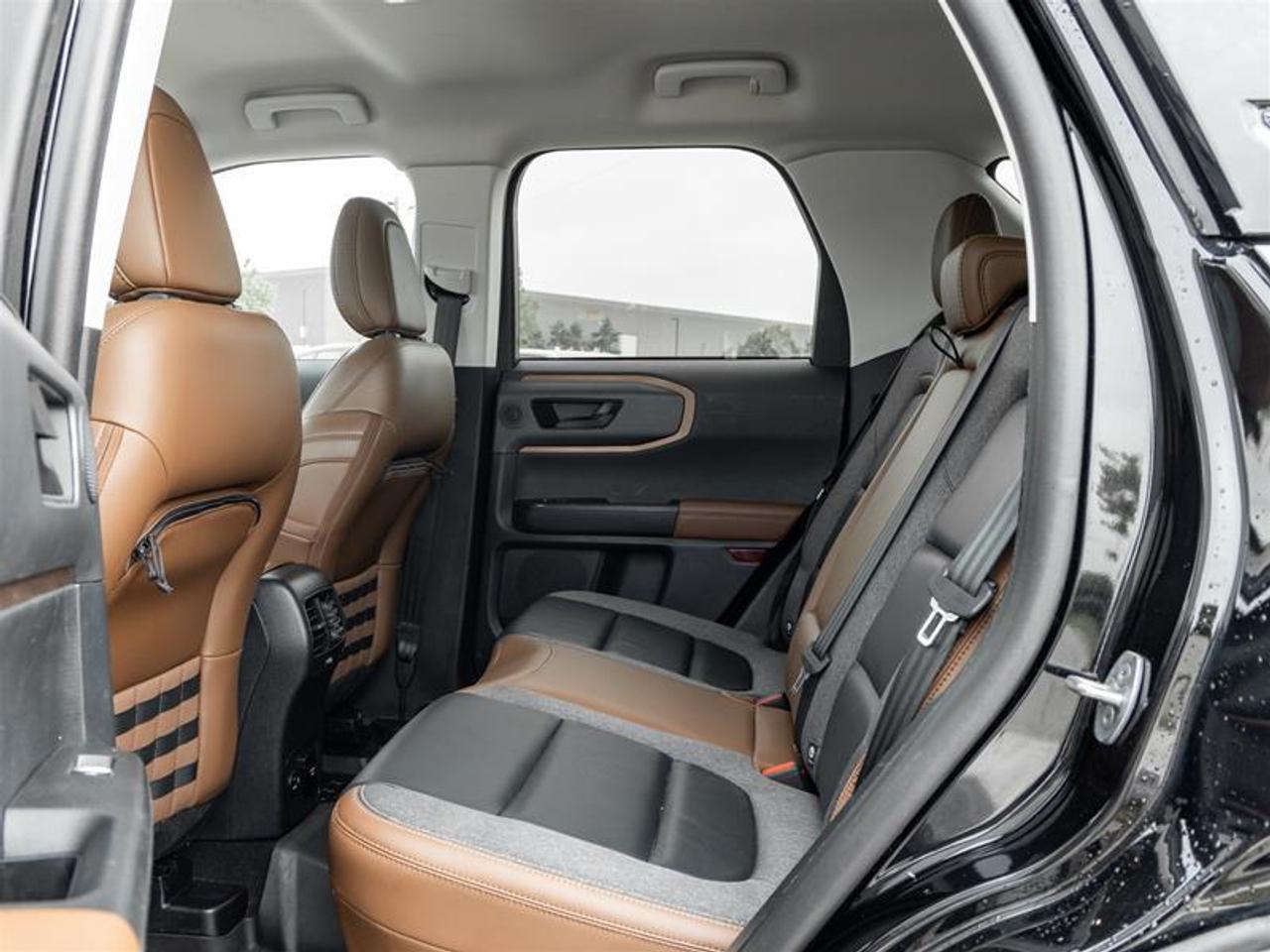 2023 Ford Bronco Sport Outer Banks 4dr 4x4 Photo