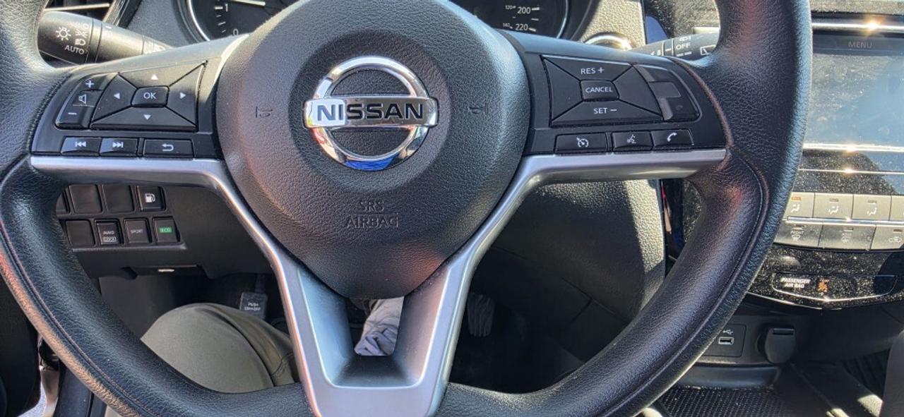 2018 Nissan Rogue S 4dr All-wheel Drive CVT Photo