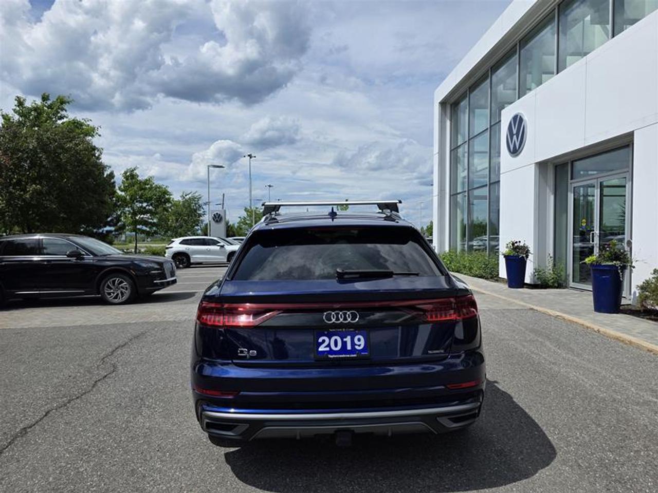 2019 Audi Q8 3.0T Progressiv quattro 8sp Tiptronic Photo