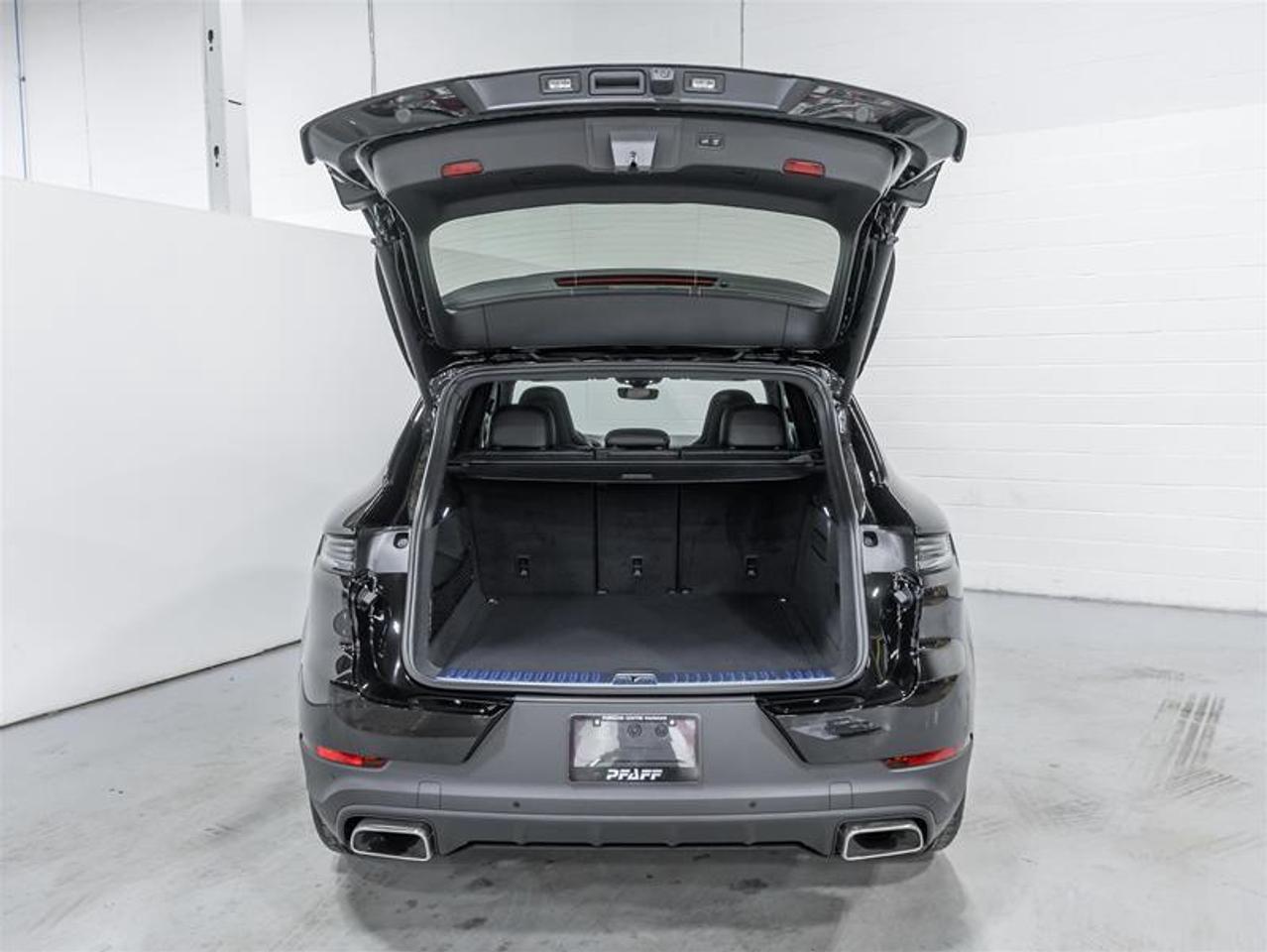 2026 Porsche Cayenne  Photo